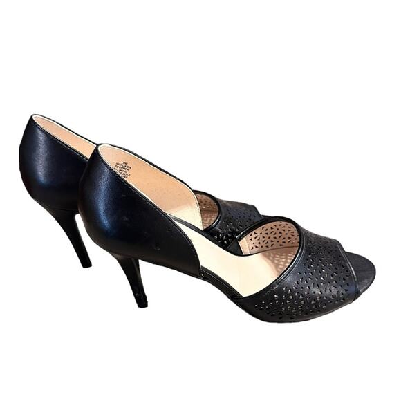 Nine West Open Toe Heels Black size 8 Perforated Office Formal Wear - Picture 3 of 8